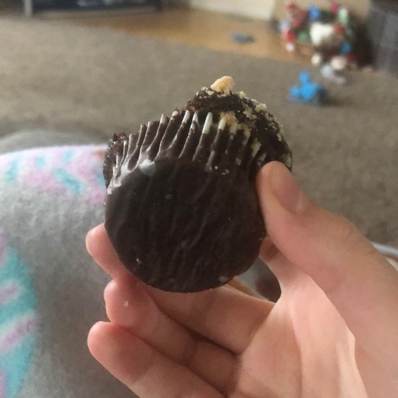 chocolate muffin - Picture 3 of 3